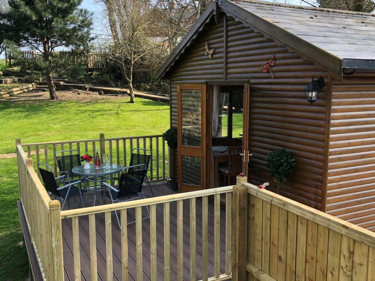 Cosy Dog Friendly Lodge With An Outdoor Bath On The Isle Of Wight Whitwell  Kültér fotó